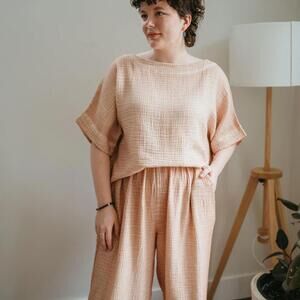 Pokoloko IKIKIZ Design Studio  Crinkle Boat Top - OSFM